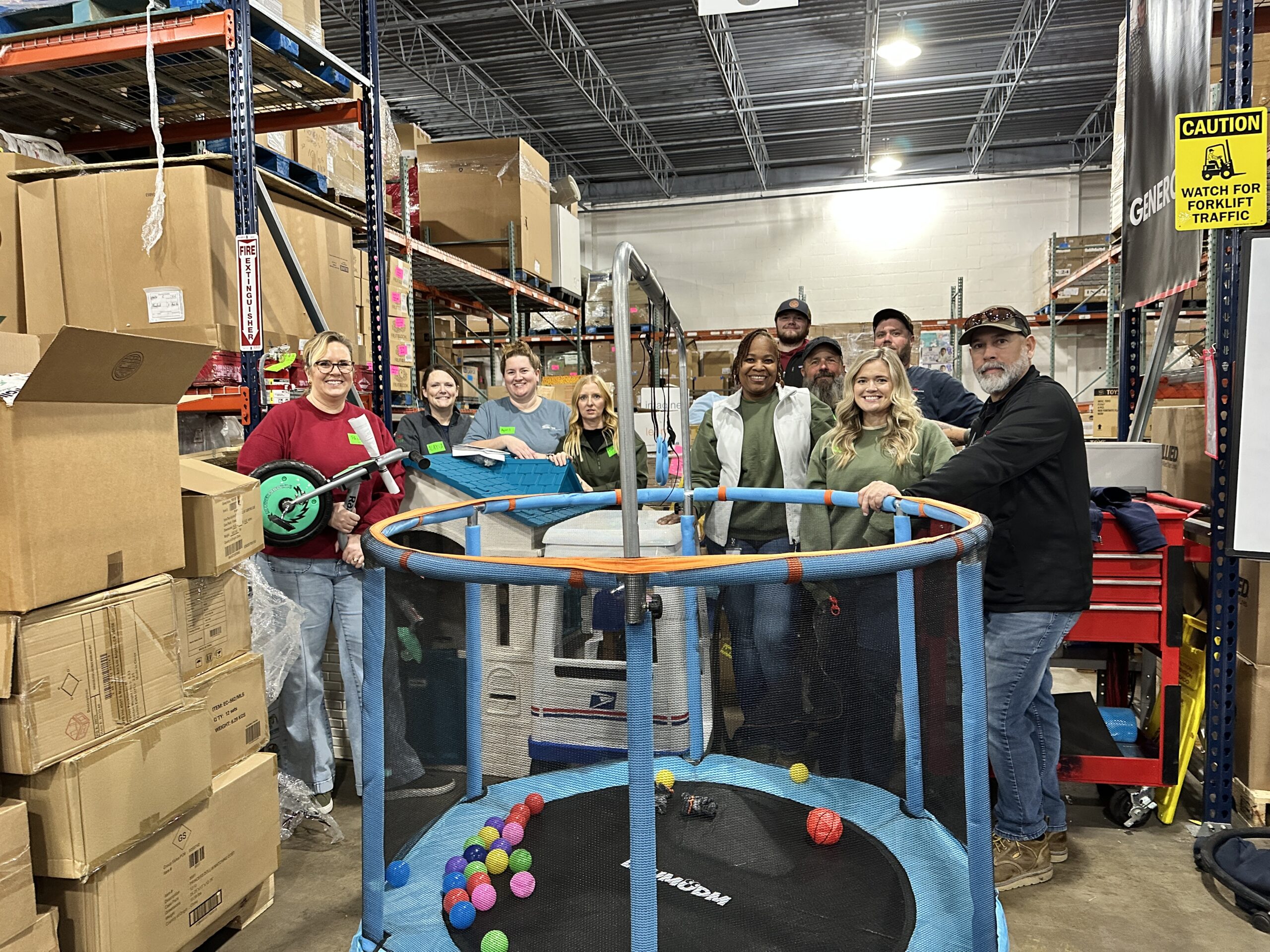 Photo of volunteers working at the helping hand program